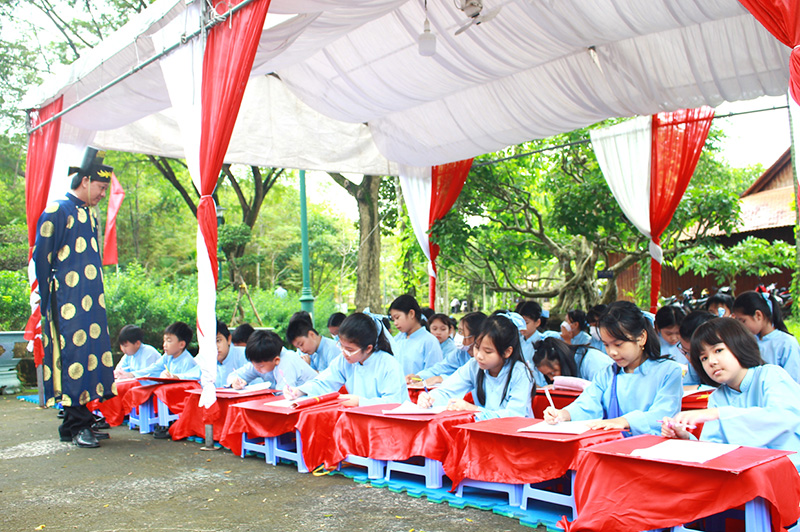 Hoạt động khuyến học khuyến tài trong lễ giỗ