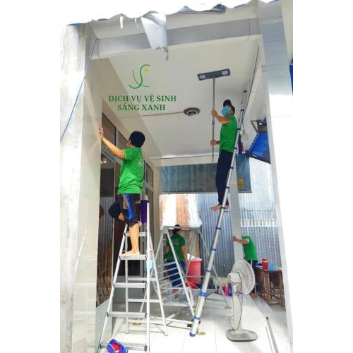 Sản phẩm và dịch vụ